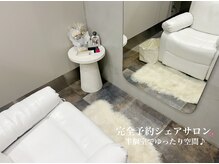 シェリル(Cherilu)の雰囲気（半個室で周り気にせずゆったり空間♪）