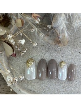 アヴェックアムール 豊田(avec amour)/natural ゴールドラメネイル