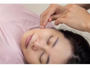 すずかぜ鍼灸院の写真/【美容鍼】原因はお顔以外にも!?全身調整×美容鍼で根本から美しく◎美肌・しわ・たるみ・くすみに対応