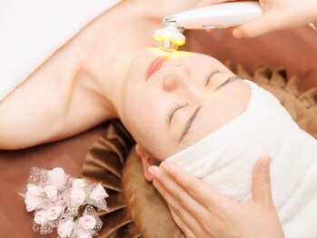 カリン ベル(KARIN BEL)/