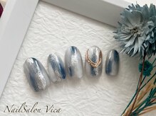 ヴィカ(Vica)/シックなニュアンスネイル☆