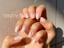 トリニティー(TRINITY)/ホワイト　ニュアンス　ｂｙ鈴木