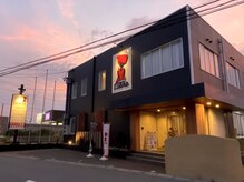 リリック(LyRiC)の雰囲気（こちらの建物の2階です！）
