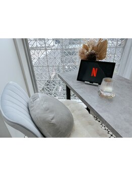 DVDが見られるサロン