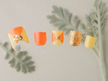 ネイルサロン ハース(Hearth)/華やかなフットネイル☆