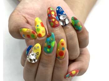 ネイルキュート アンド クールラッシュ 亀有店(nailcute & CoolLash)/カラフル水玉