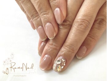 ラムネイル 元町(RamuNail)/1本ストーン埋め尽くし