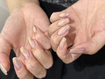 オーロラパウダーネイル9000円
