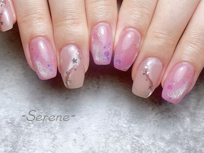 セレーヌ(Serene)の写真