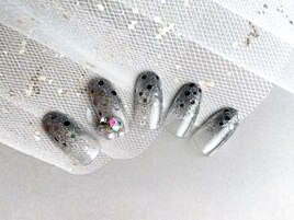 ラメグラ×ビジュー¥8700