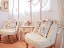 スリムアンドビューティー メゾン ド シュシュ(Slim&Beauty Maison de chouchou)の雰囲気（個室なので、お客様同士、顔を合わせなくて安心です）