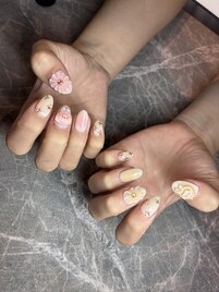 可愛いネイル(KOTOKO)