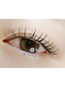 ボリュームのある目元にしたい