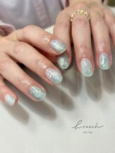 ブローチ(BRooCH)/ニュアンスネイル