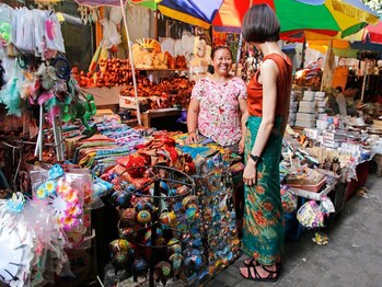 アジアンリラクゼーション ヴィラ 福岡東店(asian relaxation villa)/バリ島 観光スポット ウブド市場