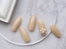 ネイル スパ ココプラス(Nail spa Cocoplus)/マグネット×パールビジュー