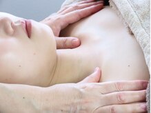 リブレ(LIBRE)/デコルテ/リンパマッサージ