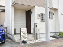 レジーナ ディ ローザ(Regina di Rosa)の雰囲気（表の看板が目印です♪）