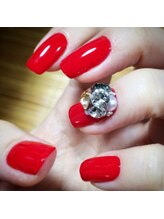 ネルネルネイル(nel nel nail)/ビジュー*Vカットアレンジネイル