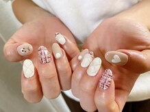 モグネイル(Mogunail)/キルティングクリスマスネイル