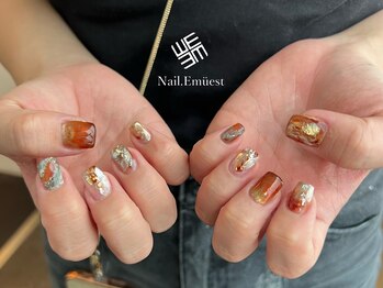 ネイル エミュスト(Nail Emuest)/秋ネイル/ニュアンスネイル