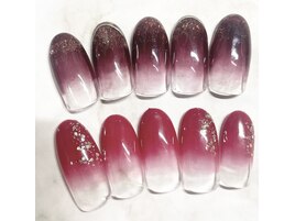 ボールド系ネイル