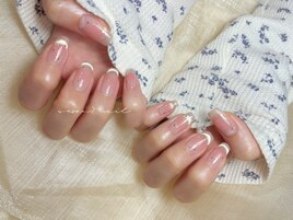 チークマグネットフレンチネイル