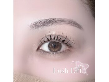 ロアブロウ 高知(LOA-brow)/選べるデザインが大人気！