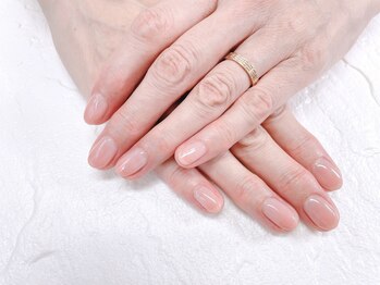 モモ(MOMO)/ピンクベージュグラデーション♪