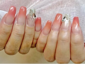 リルシャインネイル(lil shine.nail)の写真/爪が短い・爪が小さい・爪が折れてしまった方にもオススメ♪デザイン・アートの幅も広くできます◎