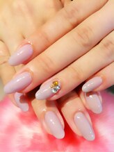ハニーズネイル(Honey's Nail)/シンプルビジューネイル