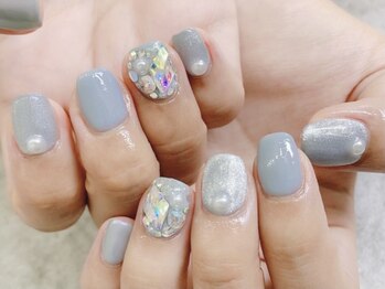 プライズアイリス アイラッシュ 池袋東口店(prize Iris eyelash)/キラキラネイル【池袋】