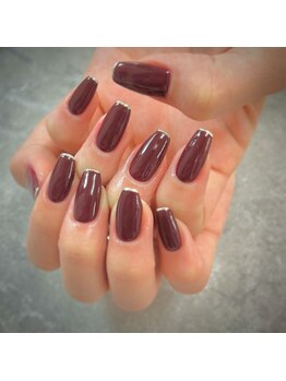 ネイルサロンファストネイルプラス 新宿店(FAST NAIL PLUS)/2023冬 【スキニーフレンチ】