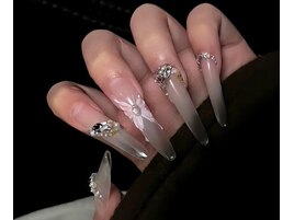 夏らしく～～蝶々のデザイン