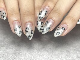 leopard nail