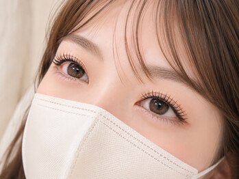 VELTOR EYE【ベルトールアイ】個室サロン・アイブロウ・アイラッシュ・メンズ歓迎の写真/まつげの生え癖や逆まつげにお悩みの方必見！厳選商材と技術力で理想のぱっちり目元を叶えます♪