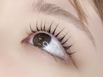 meme eyelashの写真/【高持続LEDエクステ導入店】驚異のモチと仕上がり★オイルクレンジング・施術後即入浴OKで快適♪