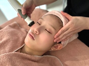モンデュ(MonDue)の写真/美肌最強コンビ【剥離なしハーブピーリング＋プラズマシャワー】肌質改善集中コースで悩みレスな美肌に◆