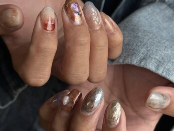 アロンネイル(A’arone nail)/