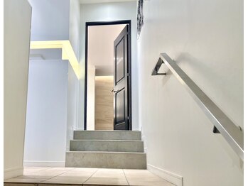 エムスラッシュ スパ 本牧店(M.SLASH)/カウンセリングルームへ♪