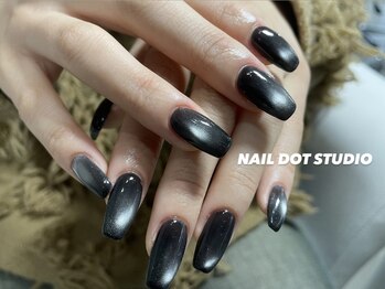 ネイルドットスタジオ 堺筋本町(NAIL DOT STUDIO)/マグネットネイル