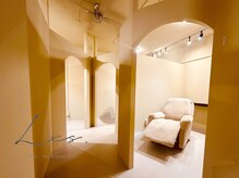 ラグシス(Luxis.)の雰囲気（全室個室&パウダーコーナー付でゆったり施術◎まつげパーマ/眉毛）