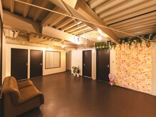 Relax salon flower 姿勢矯正/もみほぐし/オイルリンパ【6/3 OPEN（予定）】 &nbsp;&nbsp;の雰囲気（リラクゼーションからフェイシャル、整体まで幅広いメニュー）