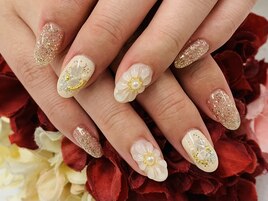 【ほり】ぷっくりフラワーネイル