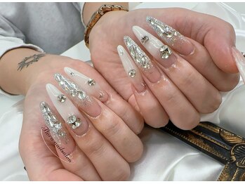 フローラネイルサロン/日暮里チップ付け放題