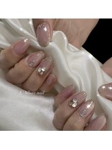 ラリュールネイル(L'Allure nail)/ミラーフレンチ¥8200