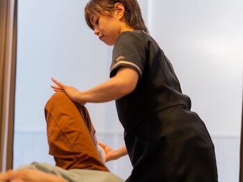 クマの冬眠 南川添店/施術風景