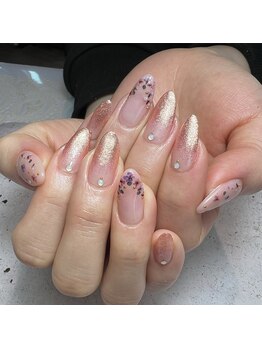 ヘアーアンドネイル ルシア(Hair&Nail Lucia)/押し花×ラメグラデーション!