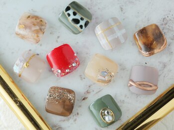 ウィウィ(U'IU'I)/フット親指アート