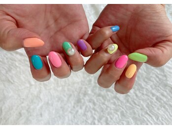 カラフルネイル